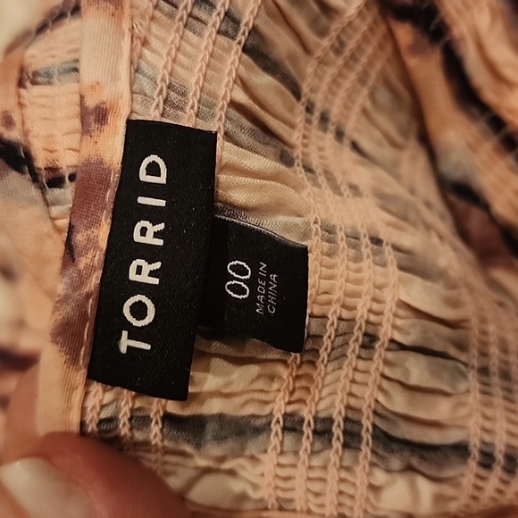 Torrid blouse - Picture 4 of 4